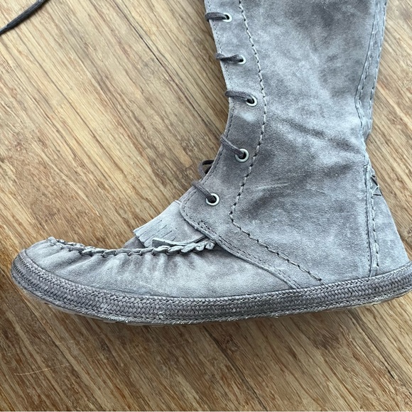 UGG Somaya Suede Grey/Beige Front Lace Side Zip Moccasin Boots, Sz 8.5 - Picture 12 of 16